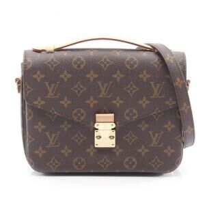 Louis Vuitton Metis MM Pochette Handbag, Coated
